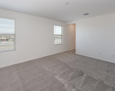 7243 N 125th Drive - Photo Thumbnail 31