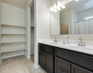 4755 E Argentite Street - Photo Thumbnail 17