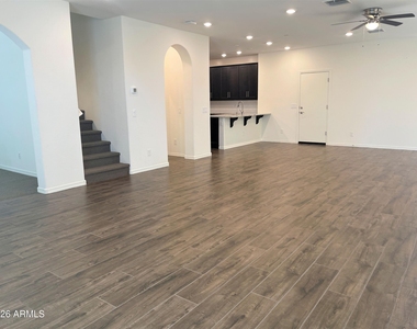 29400 N 122nd Glen - Photo Thumbnail 12