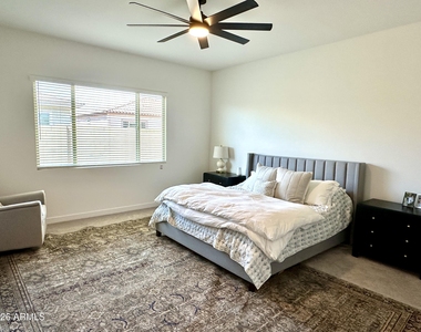 3718 E Gold Mountain Avenue - Photo Thumbnail 16