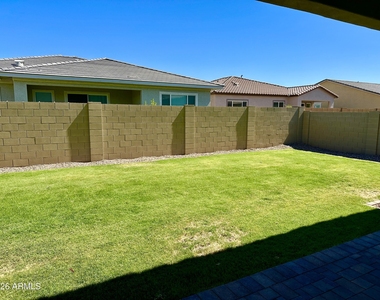 3718 E Gold Mountain Avenue - Photo Thumbnail 38