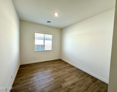 3718 E Gold Mountain Avenue - Photo Thumbnail 32