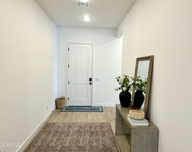 3718 E Gold Mountain Avenue - Photo Thumbnail 5