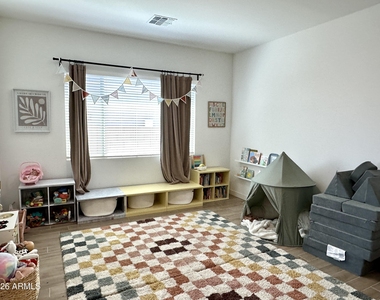 3718 E Gold Mountain Avenue - Photo Thumbnail 1