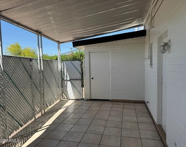 2338 N 52nd Street - Photo Thumbnail 15