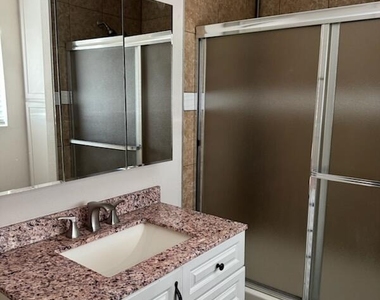 2338 N 52nd Street - Photo Thumbnail 10