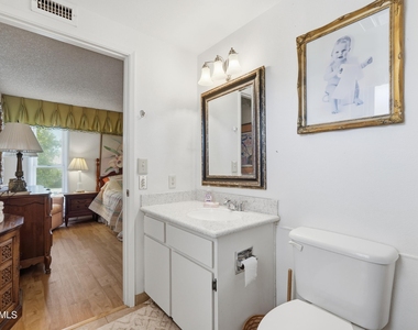 9807 W Mockingbird Drive - Photo Thumbnail 23