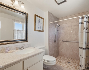 9807 W Mockingbird Drive - Photo Thumbnail 28