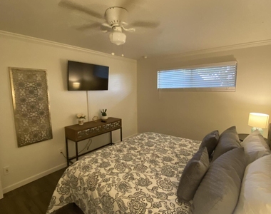 4224 N 12th Street - Photo Thumbnail 4