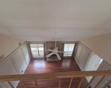 6606 Cliffwood Court - Photo Thumbnail 19