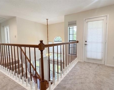 6606 Cliffwood Court - Photo Thumbnail 14