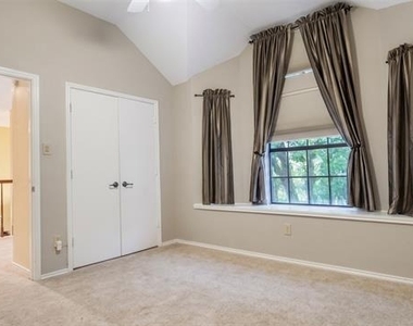 6606 Cliffwood Court - Photo Thumbnail 26