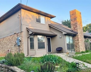 6606 Cliffwood Court - Photo Thumbnail 29