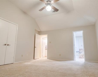 6606 Cliffwood Court - Photo Thumbnail 28