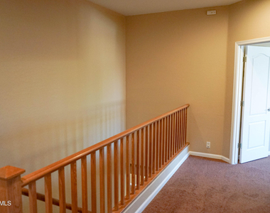 541 N Danielson Way - Photo Thumbnail 50