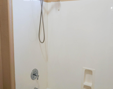 541 N Danielson Way - Photo Thumbnail 43