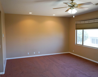 541 N Danielson Way - Photo Thumbnail 53
