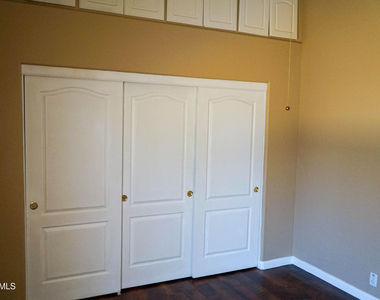 541 N Danielson Way - Photo Thumbnail 31