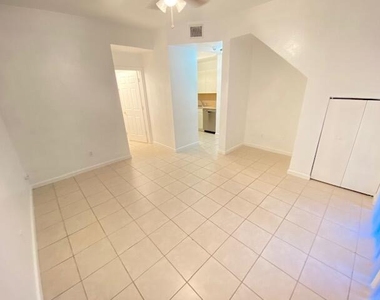 2905 Hidden Hills Road - Photo Thumbnail 1