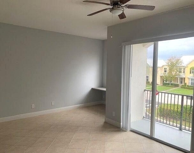 10480 Sw Stephanie Way - Photo Thumbnail 11