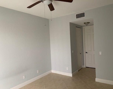 10480 Sw Stephanie Way - Photo Thumbnail 22