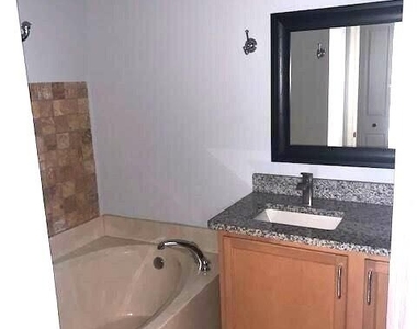 10480 Sw Stephanie Way - Photo Thumbnail 24