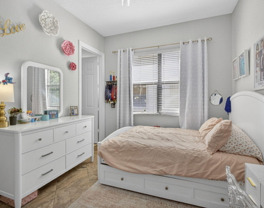 10415 St Germain Court - Photo Thumbnail 14