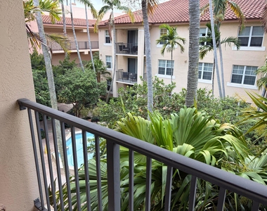 1803 N Flagler Drive - Photo Thumbnail 24