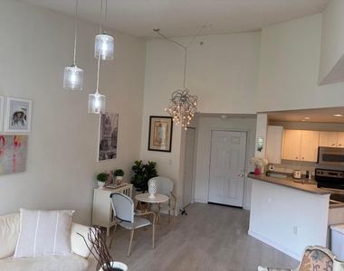 1803 N Flagler Drive - Photo Thumbnail 2