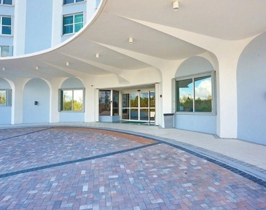 5200 N Ocean Drive - Photo Thumbnail 28