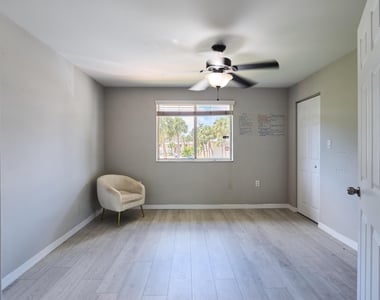 13201 Glenmoor Drive - Photo Thumbnail 10