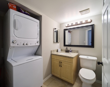 13201 Glenmoor Drive - Photo Thumbnail 12