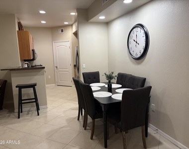 6900 E Princess Drive - Photo Thumbnail 7