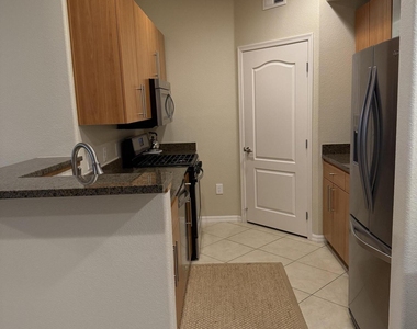 6900 E Princess Drive - Photo Thumbnail 5
