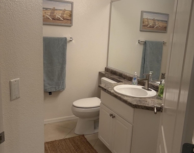 6900 E Princess Drive - Photo Thumbnail 24
