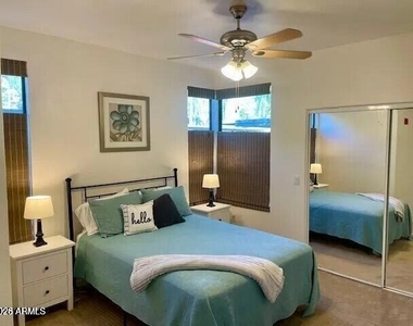 6900 E Princess Drive - Photo Thumbnail 20