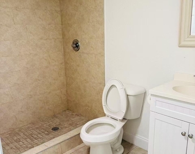 6250 Sw 39th Street - Photo Thumbnail 9
