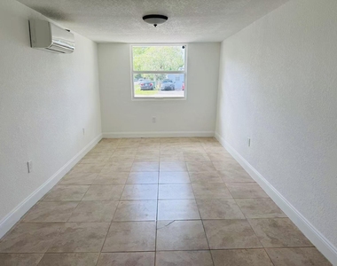 6250 Sw 39th Street - Photo Thumbnail 11
