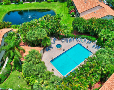 7875 La Mirada Drive - Photo Thumbnail 27