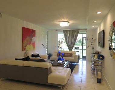7875 La Mirada Drive - Photo Thumbnail 5