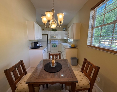 8408 Mulligan Circle - Photo Thumbnail 4