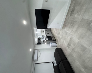 2541 Ne 181st Street - Photo Thumbnail 5