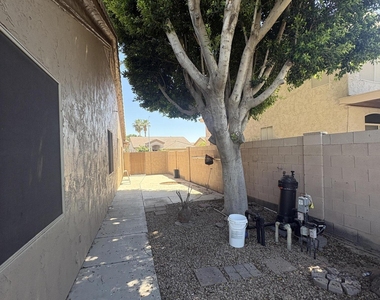 2342 E Flint Street - Photo Thumbnail 34