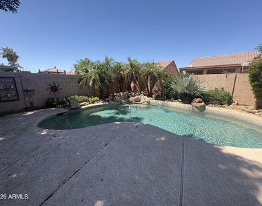 2342 E Flint Street - Photo Thumbnail 31