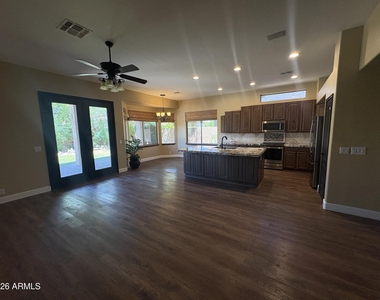 2342 E Flint Street - Photo Thumbnail 4