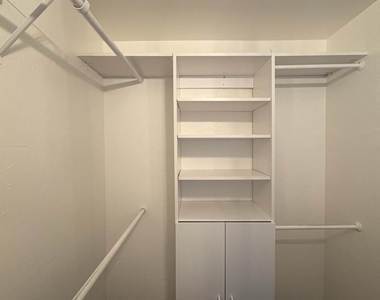 2342 E Flint Street - Photo Thumbnail 24