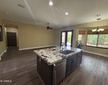 2342 E Flint Street - Photo Thumbnail 7