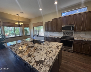2342 E Flint Street - Photo Thumbnail 3