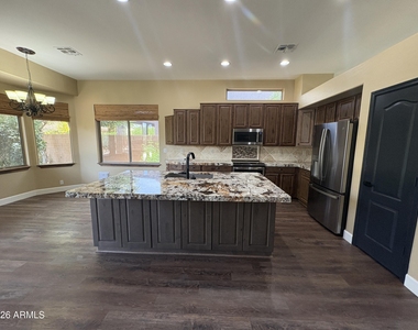 2342 E Flint Street - Photo Thumbnail 6
