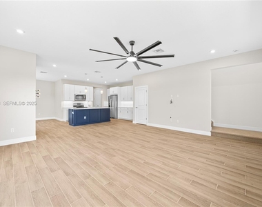 3542 Nw Solange Court - Photo Thumbnail 12